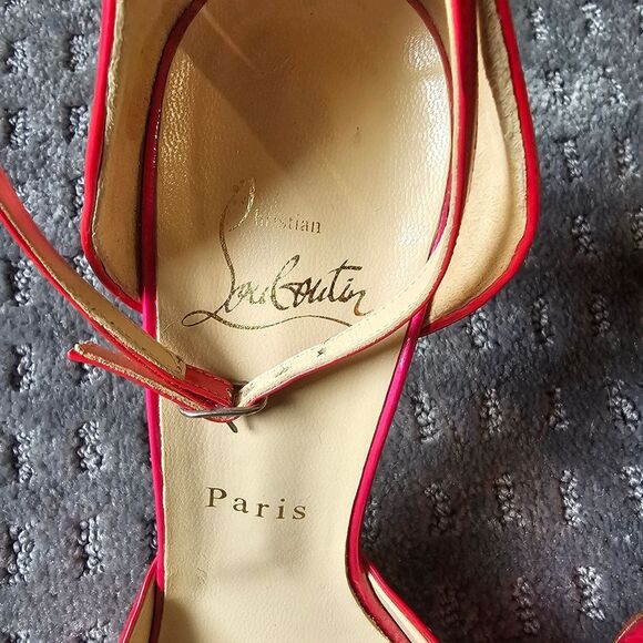 Christian Louboutin Claudia D'Orsay Pumps Patent Leather - Picture 11 of 13